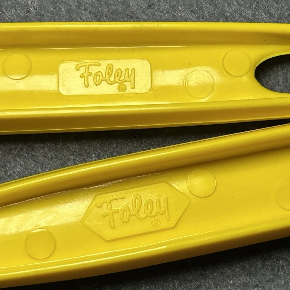 Vintage Foley Orange-Yellow Nylon Slotted & Solid‎ Serving Spoon Lot of 2 USA